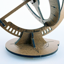 将图片加载到图库查看器，Snap Together Sundial
